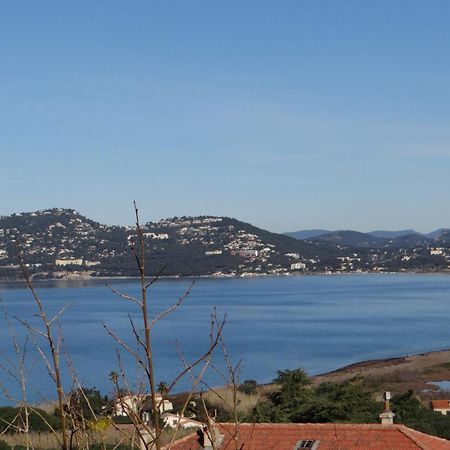 Appartement Vue Mer, Presqu'Il De Giens Hyères Exterior foto