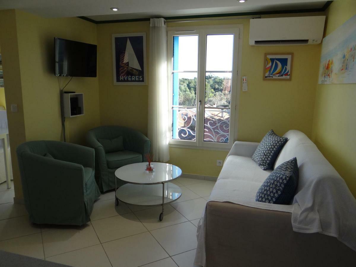 Appartement Vue Mer, Presqu'Il De Giens Hyères Exterior foto
